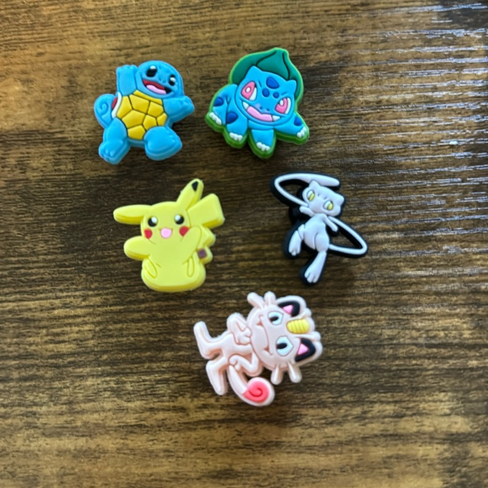 Pokémon Croc charms - 5 pcs